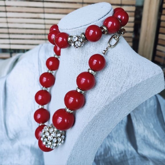 Stephan & Co Lipstick Red Acrylic Round Bead Bracelet and Necklace Rhinestones - Picture 2 of 10